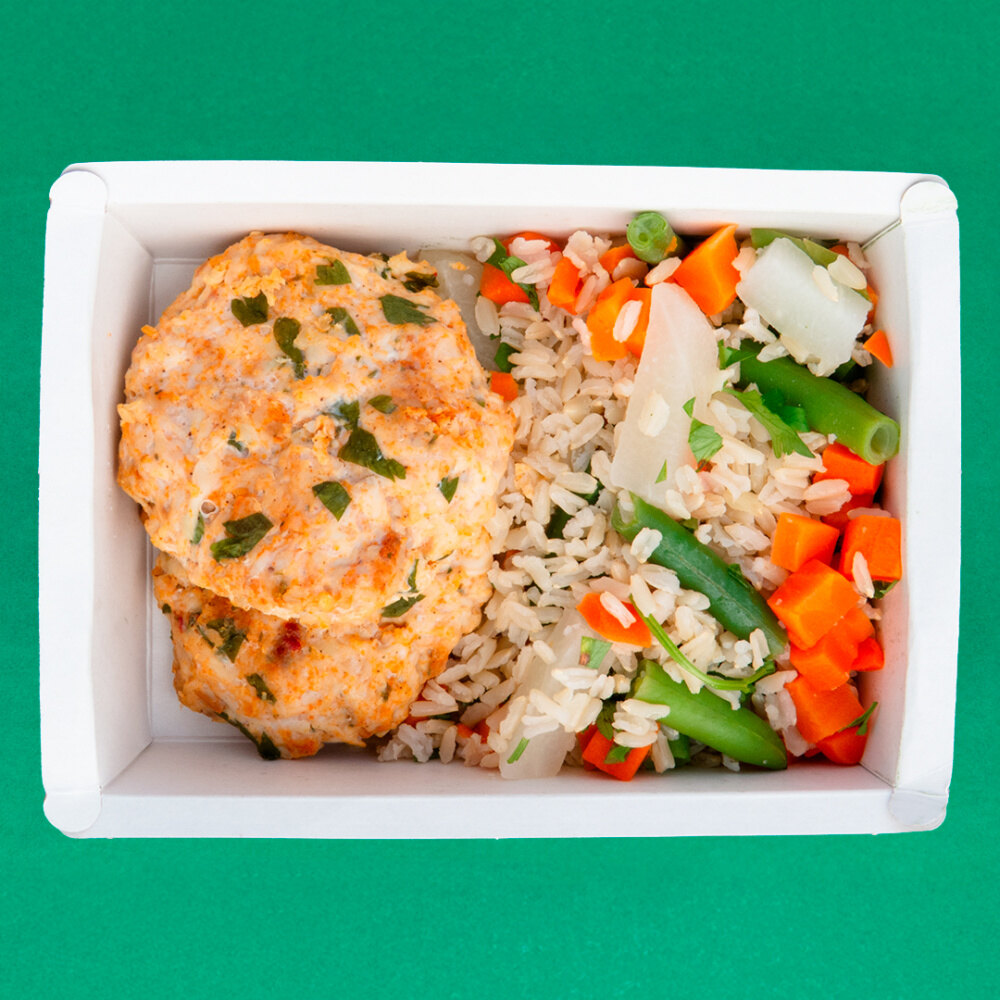 Refeição Padrão - Opção 33 - ARROZ INTEGRAL TEMPERADO COM HAMBÚRGUER ARTESANAL DE FRANGO